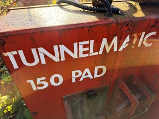 Matériel de maraîchage Rabaud Tunnelmatic 150 PAD - poseuse d'arceau - 2