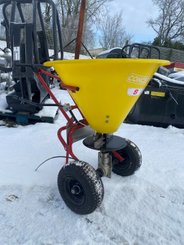 Saleuse de voirie COSMO C.S70 - 2