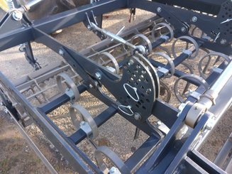 Combiné de préparation de sol Agro-Tom 4.0m repliage hydraulique - 2