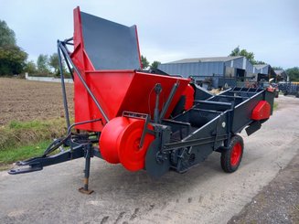 Arracheuse de pommes de terre Bolko Z643 - 2