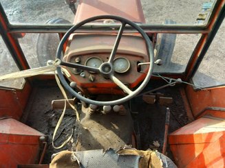 Tracteur agricole Renault 751 - 3