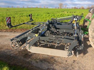 Combiné de préparation de sol Agro-Tom 4.0m repliage hydraulique - 1