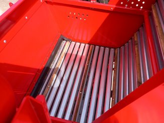 Arracheuse de pommes de terre Unia Bolko - 10