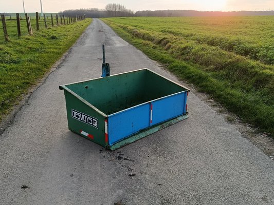 Bennette Desvoys Nc - 1