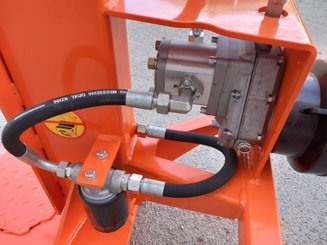 Fendeuse à bois NC Hydraulique 18T - 10