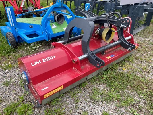 Broyeur à axe horizontal Fpm Tiré / poussé UM 230+ - 1