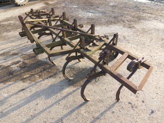 Déchaumeur John Deere Frontal 4.0m - 1