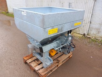 Arboriculture - autre NC Distributeur d'engrais arboricole 700L - 1