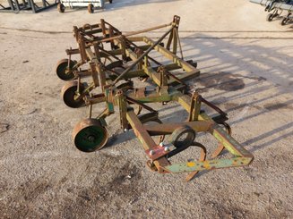 Déchaumeur John Deere Frontal 4.0m - 4
