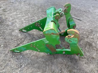 Relevage avant Laforge John Deere - 1