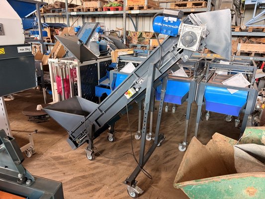 Tapis élévateur - pommes de terre NC EM - 1