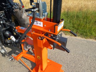 Fendeuse à bois NC Hydraulique 18T - 1