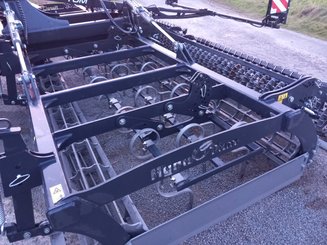 Combiné de préparation de sol Agro-Tom 6.0m repliage hydraulique - 4