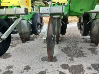 Planteuse HORTECH Repiqueuse mini mottes - Practica Duo 3 - 11