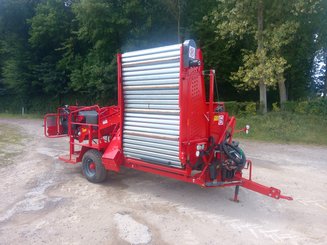 Arracheuse de pommes de terre Unia Bolko - 16