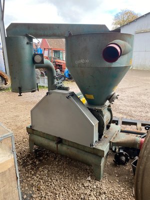 Suceuse à grain Pam PUMA 40 - 1