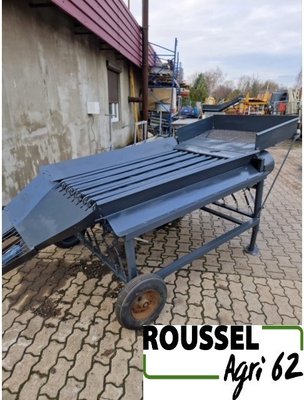 Équeteuse à oignons - À rouleaux