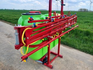 Pulvérisateur porté NC 600L - 12M - relevage treuil - 1