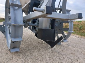 Planteuse de pommes de terre NC JB 1 rang - 2