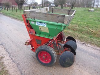 Planteuse de pommes de terre Remprodex 2 rangs à 75cm - 1