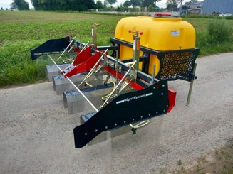Pulvérisateur - autre NC Inter-rangs 4 x 75 FR avec cuve 800L - 1
