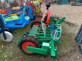 Semoir maraîcher NC Pneumatique AG 5 rangs - 4