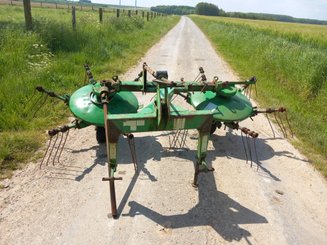 Faneur andaineur Stoll UM 400 - 6