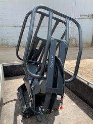 Pince à balle enrubannée NC Ronde MT - attache Manitou - 1