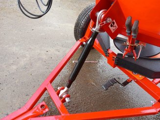 Saleuse de voirie NC Trainée DXW 300 - 6