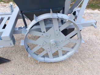 Planteuse de pommes de terre NC JB 1 rang - 5