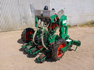 Semoir maraîcher NC Pneumatique AG 4 rangs - 1