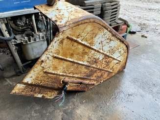 Pièce tracteur Ford  ailes 2000 3000 4000 5000 - 2