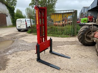 Fourche à palette NC Mat élévateur 3pts MC 700kg / 2.40m - 1