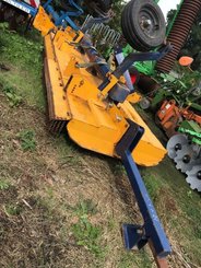 Gyrobroyeur Bomford Tri-Blade 4000 - 1