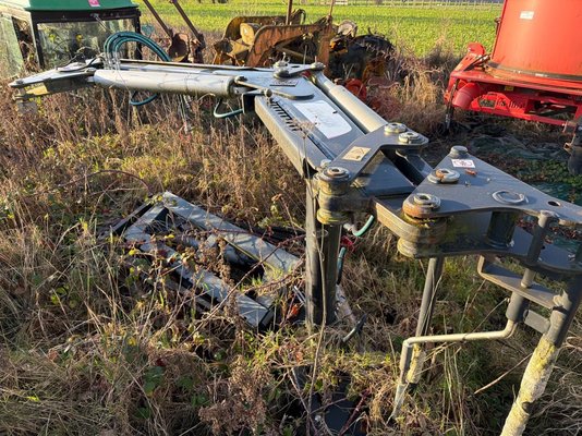 Chargeur frontal NC IT 1600 - 1